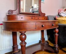 Vintage mahogany dressing table