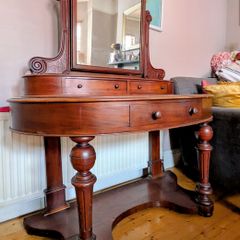 Vintage mahogany dressing table