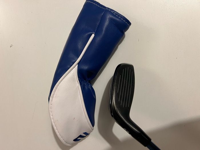 Mizuno STZ230 4 hybrid