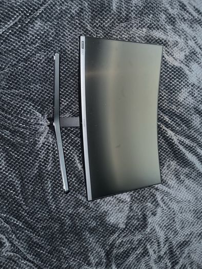 gaming monitor