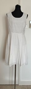 Broderie anglaise dress - sz 14