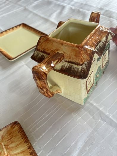 Cottage Ware" novelty teapot,