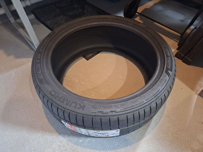Kumho Ecsta Sport PS72 (225/40 ZR18 XL)