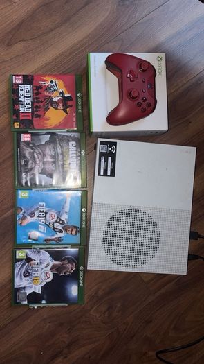 Xbox one with brand new controller