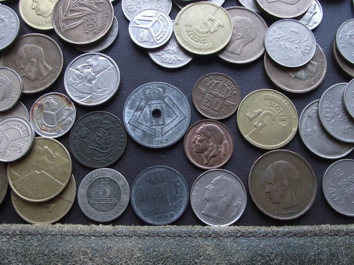 A Lot of 570+ grams of Belgian coins
