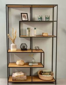 Modern Bookshelf Unit