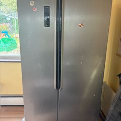Finlux American Style Fridge Freezer