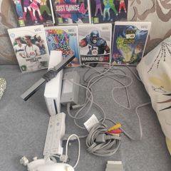 Wii + Just Dance Games