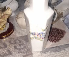 Beautiful Aynsley Bud Vase in nice condition