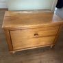 Blanket box / bedside table Image 3