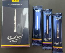 Vandoren Traditional Bb Clarinet Reeds 1 1/2 (3 Reeds)