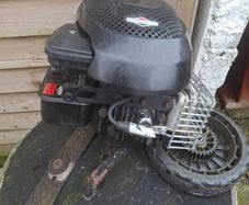 briggs  and stratton  lawnmower engine 4hp
