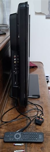 32" TV, Phillips