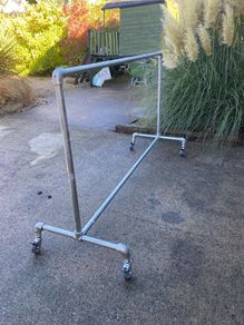 Hanging  garment Rail
