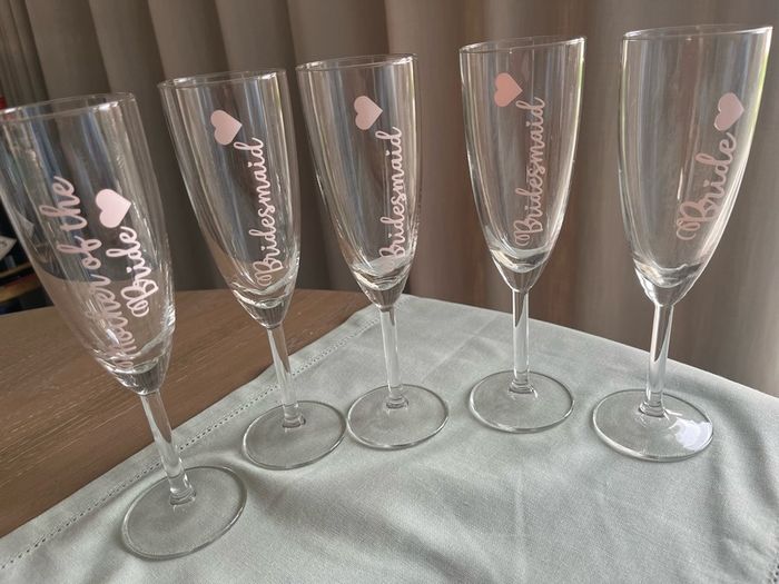 Bridal party champagne flutes