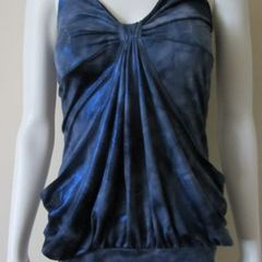 "Evita" navy blue shimmering  top
