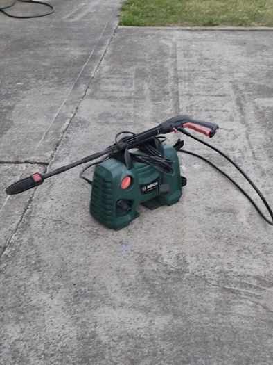 Pressure Washer