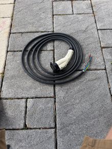 Type 1 EV Charging Cable (J1772), 5m with Holster, Tethered