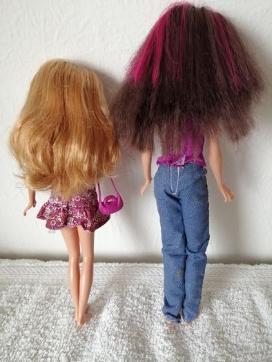 Skipper and Stacey dolls lot d
