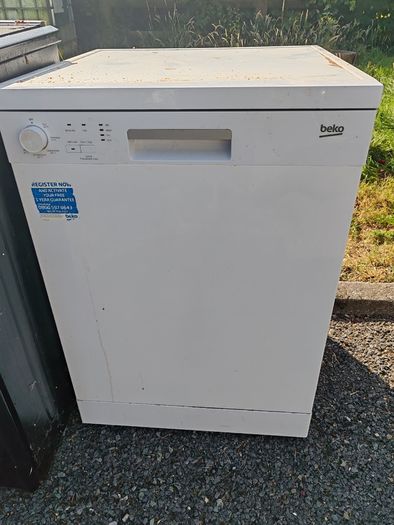 Cooker, Dishwasher, Fridge Freezer