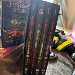 bookset five nights of Freddie