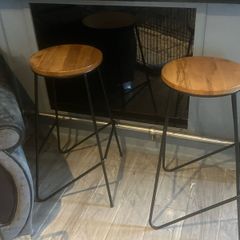 4 Bar Stools Reduced to 50