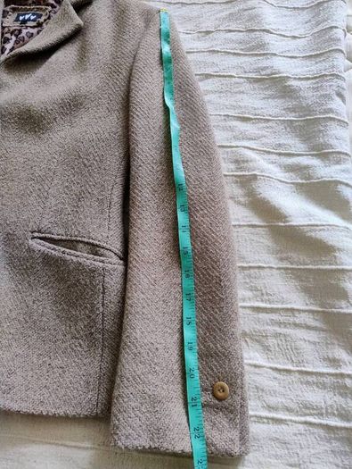 Per Una wool blend Marks and Spencer jacket in very good condition see last three photos for exact measurements FREE STANDARD POSTAGE INCLUDED