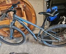 cube aim race mountain bike