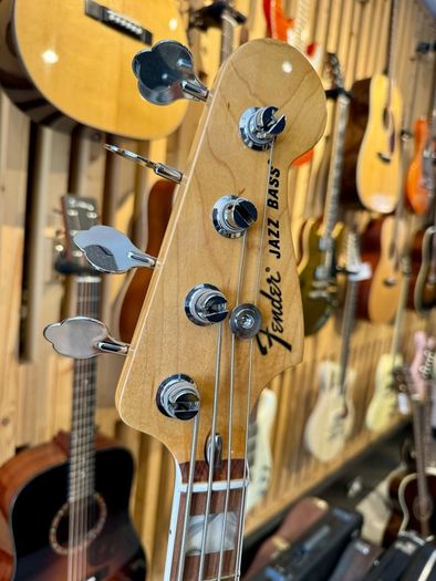 2021 Fender Vintera 70's Jazz Bass - AS NEW