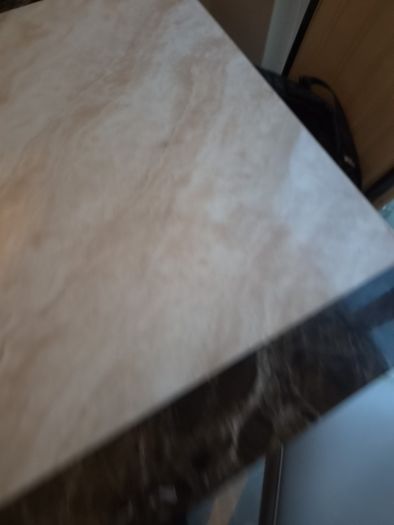 Kitchen Table & Chairs