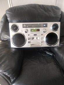 vintage GPO Brooklyn boombox