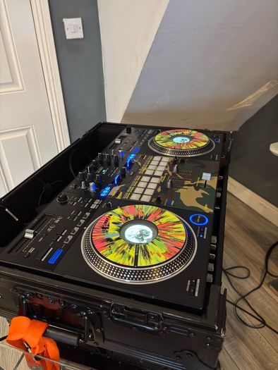 dj se