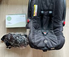 Baby Elegance Car seat with sun cover and Baby Elegance pram/ car seat rain cover