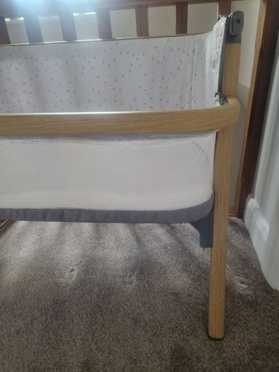 Babylo Nod Co-Sleeper Crib & Mattress. Includes Manual, travel bag