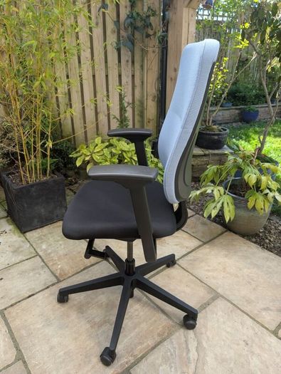 ergonomic office chair