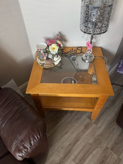 coffee table and side table