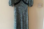 Petite size flower patterned dress