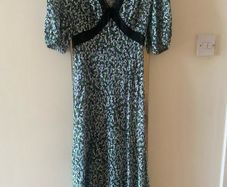 Petite size flower patterned dress