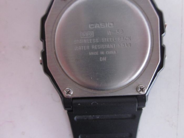 Casio 590 W59  Illuminator Digital Wristwatch