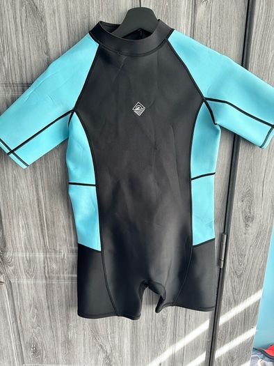 BNWT Shorty Wetsuit 10-11