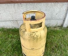 gas cylinder