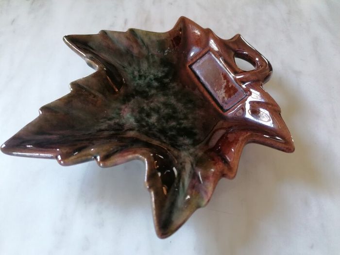 Beauceware Pottery Mapple Leaf Ceramic Dish