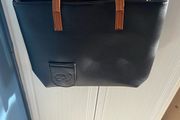 handbag for wine drinker