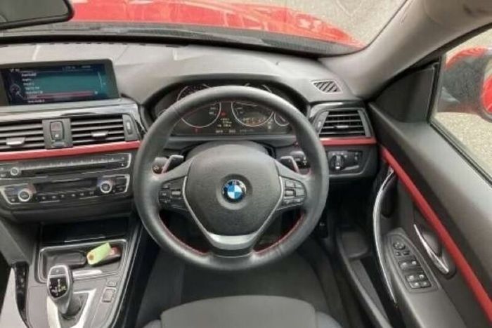 Low Milage Peugeot 2015/02 1.2L Automatic