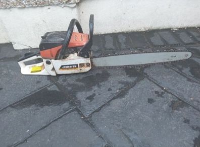 Jobsite chainsaw
