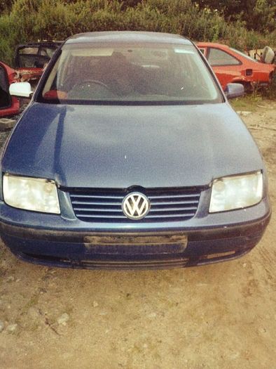 Voltswagon bora 1.9 tdi pd engine comfort line raven blue 02