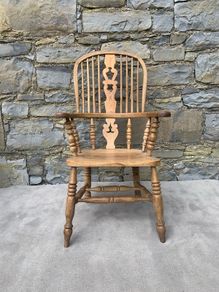 Victorian Elm and Ash Windsor Armchair.