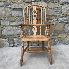 Victorian Elm and Ash Windsor Armchair.