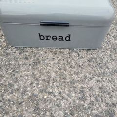 bread bin