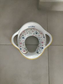 Toilet seat